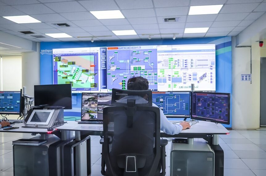 communication systems stability monitoring identifiers